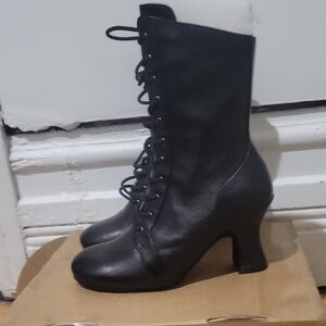 Black Lace-Up Roxie Bouge Moi Dance Boots